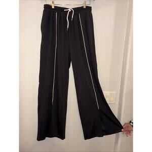 Daisy Street Wm’s XL Black White Pinstripe High Rise Crazy Wide Leg Track Pants